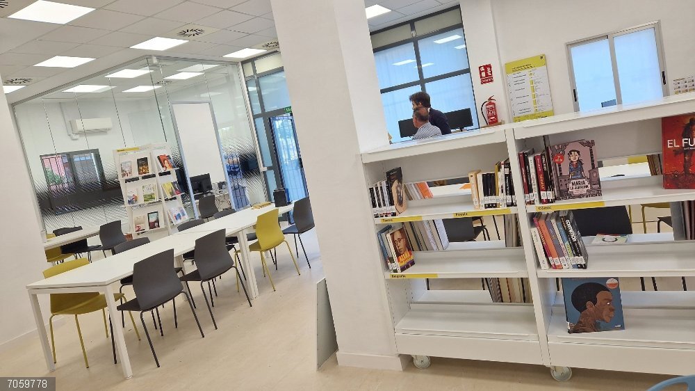 Cultura.- Ayuntamiento de València destaca que las bibliotecas municipales suman más de 20.000 nuevos libros en un año Las nuevas instalaciones de la biblioteca municipal de la Torre