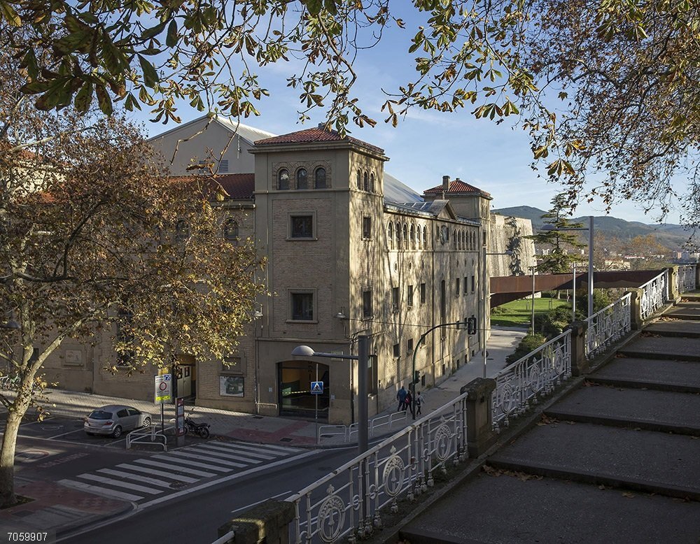 La Federación Navarra de Pelota se encargará de la gestión del frontón Labrit hasta el 30 de septiembre de 2028 Imagen del frontón Labrit