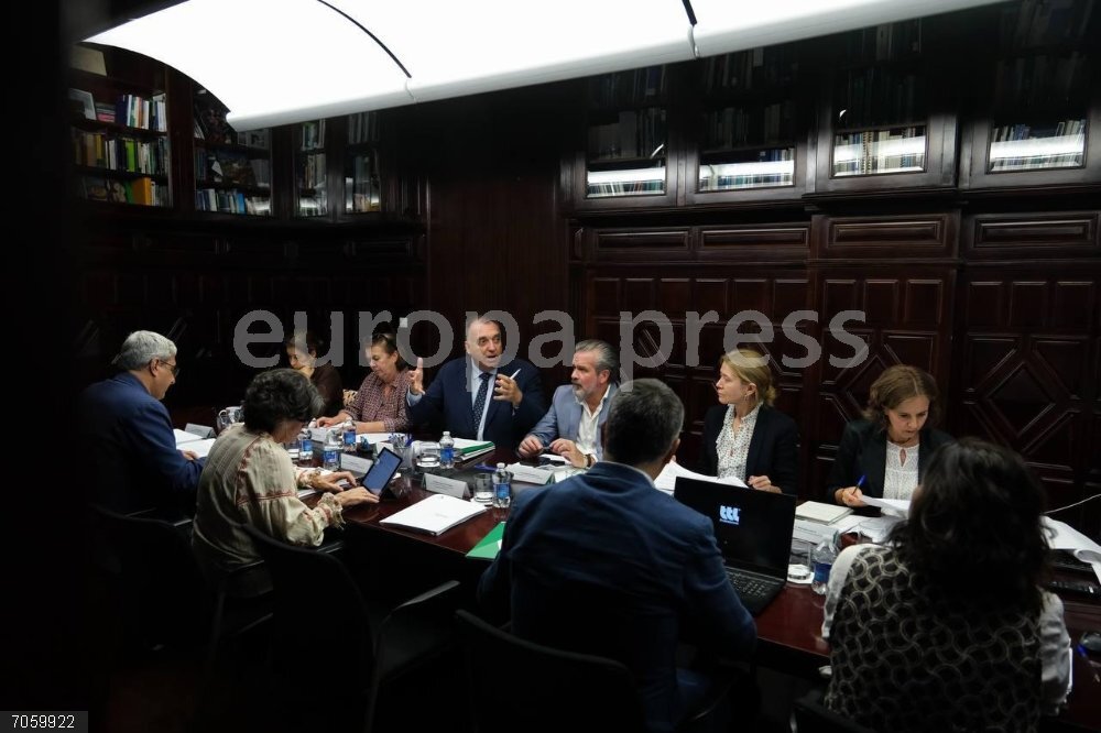 Turismo.- Vejer de la Frontera, Torrox y Capileira, declarados 'Municipios Turísticos de Andalucía' Sesión plenaria del Consejo Andaluz de Turismo (CAT)