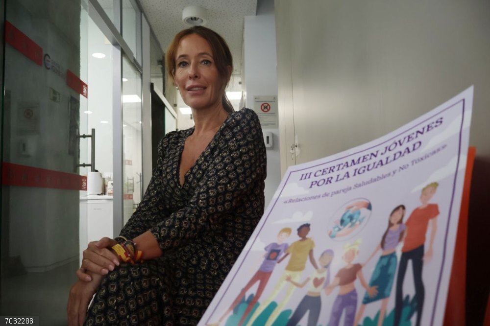 Córdoba.- El Ayuntamiento convoca el certamen 'Jóvenes por la Igualdad' para prevenir la violencia de género Marián Aguilar presenta la tercera edición del certamen 'Jóvenes por la Igualdad'.