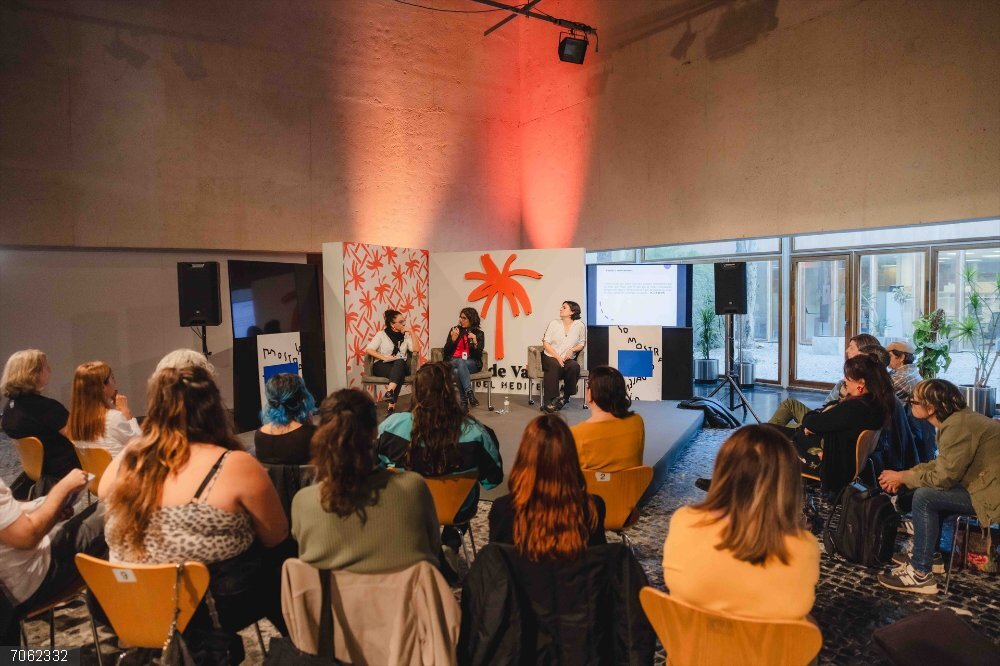 El 60,3% de las mujeres del audiovisual declara haber sufrido violencia sexual, según un informe de CIMA CIMA presenta en la Mostra de València las conclusiones de su primer informe sobre abusos en el sector