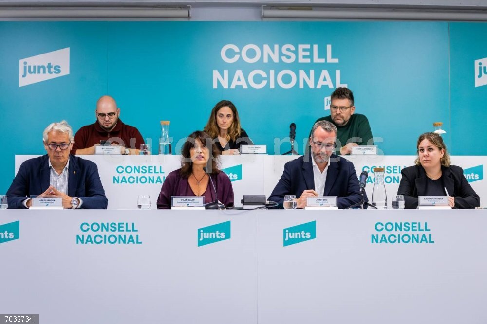 El Consell Nacional de Junts reunido este martes para validar la propuesta de consulta a la militancia El Consell Nacional de Junts reunido este martes para validar la propuesta de consulta a la militancia