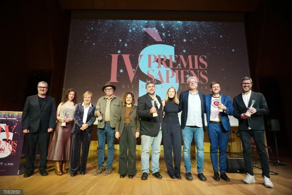 Eudald Carbonell, Premio de Honor en la Nit de la Història de la revista 'Sàpiens' Todos los galardonados por los IV Premis Sàpiens