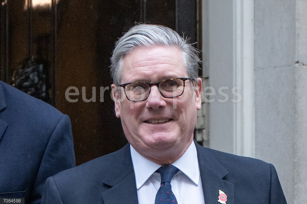 Keir Starmer And David Lammy Leave Downing Street For PMQs October 29, 2025, London, England, United Kingdom: British Prime Minister KEIR STARMER is pictured leaving 10 Downing Street ahead of Prime Minister's Questions in Westminster, London, 29 October 2025.,Image: 1048987873, License: Rights-managed, Restrictions: , Model Release: no, Credit line: Thomas Krych / Zuma Press / ContactoPhoto
Editorial licence valid only for Spain and 3 MONTHS from the date of the image, then delete it from your archive. For non-editorial and non-licensed use, please contact EUROPA PRESS.