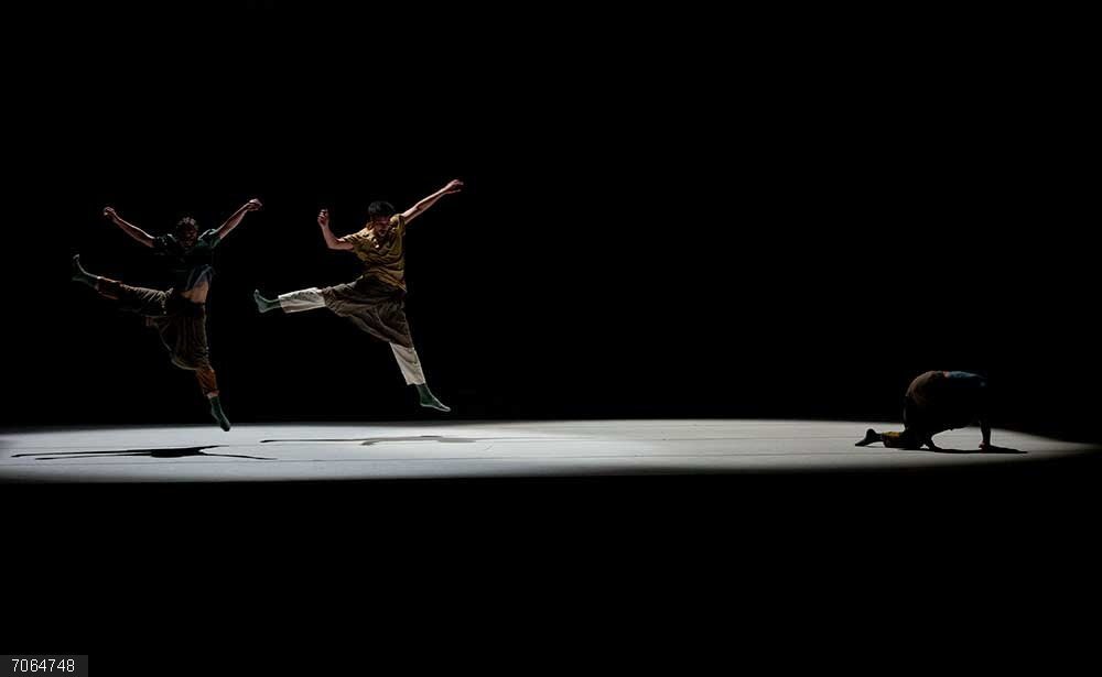 Dantzaldia estrena en Euskadi el espectáculo 'El bosque' de Marcat Dance, galardonado en los Premios Max y Lorca Dantzaldia estrena en Euskadi el espectáculo 'El bosque' de Marcat Dance.