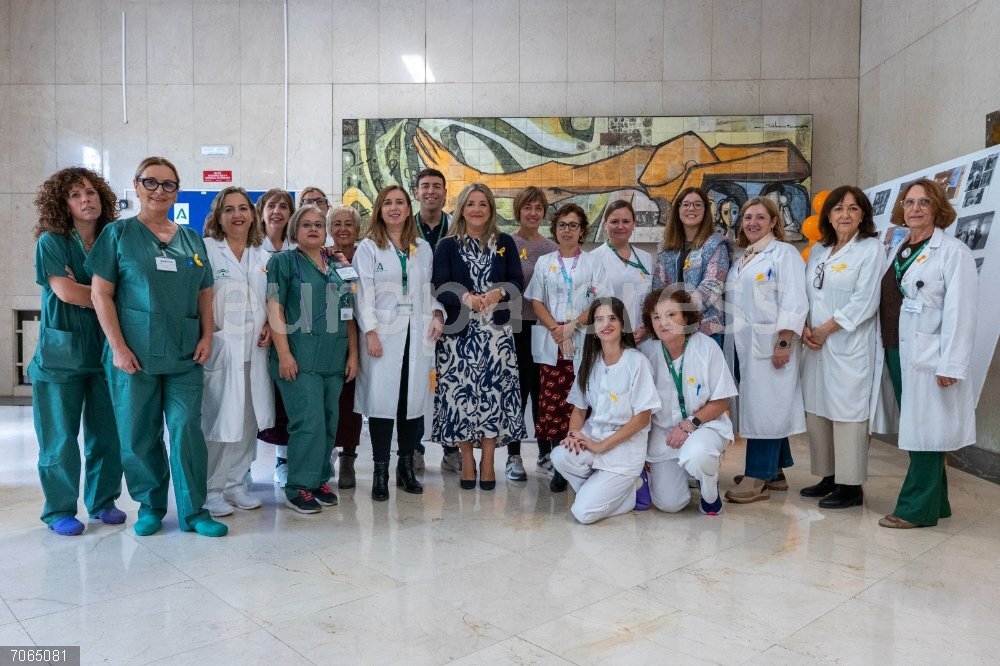 Jaén.- La Unidad de Ictus del Hospital Universitario de Jaén atiende a 564 pacientes en lo que va de 2025 Asistentes a las actividades organizadas con motivo del Día Mundial del Ictus.
