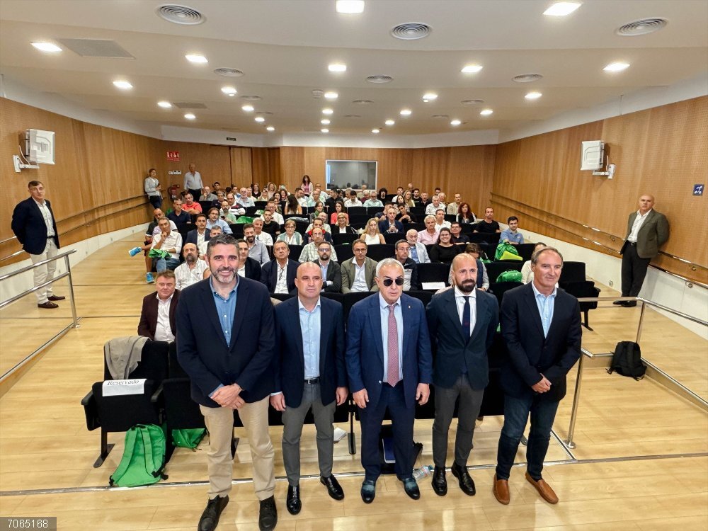 Almería.-Diputación.-El Instituto Andaluz del Deporte rememora el vigésimo aniversario de los Juegos Mediterráneos 2005 Jornada de gestión deportiva sobre el legado de los Juegos Mediterráneos Almería 2005, celebrada en el Espacio Alma de Almería.
