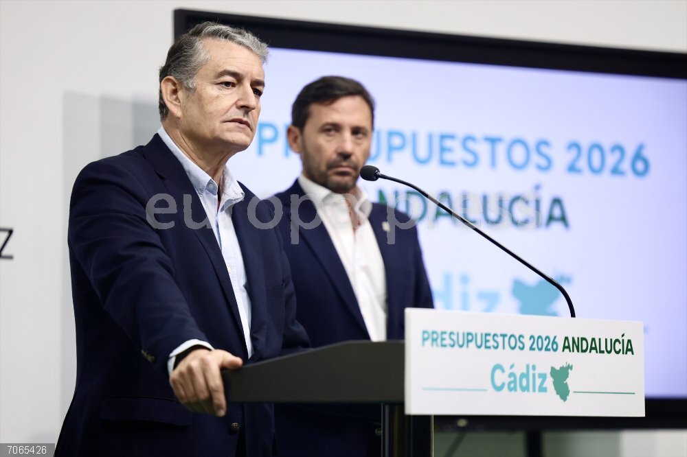 Antonio Sanz presenta los Presupuestos de la Junta de Andalucía (Cádiz) El consejero de Sanidad, Presidencia y Emergencias, Antonio Sanz, presenta los Presupuestos de la Junta de Andalucía en Cádiz. A 29 de octubre de 2025, en Cádiz (Andalucía, España). El consejero de Sanidad, Presidencia y Emergencias, Antonio Sanz, ha presentado los Presupuestos de la Junta de Andalucía destinados a la provincia gaditana para el año 2026.