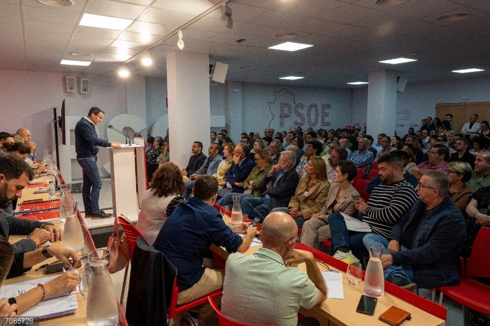 El Comité Regional del PSOE ratifica por unanimidad la candidatura de Gallardo para salir "a ganar" el 21 de diciembre Miguel Ángel Gallardo, en el Comité Regional que ha ratificado su candidatura.