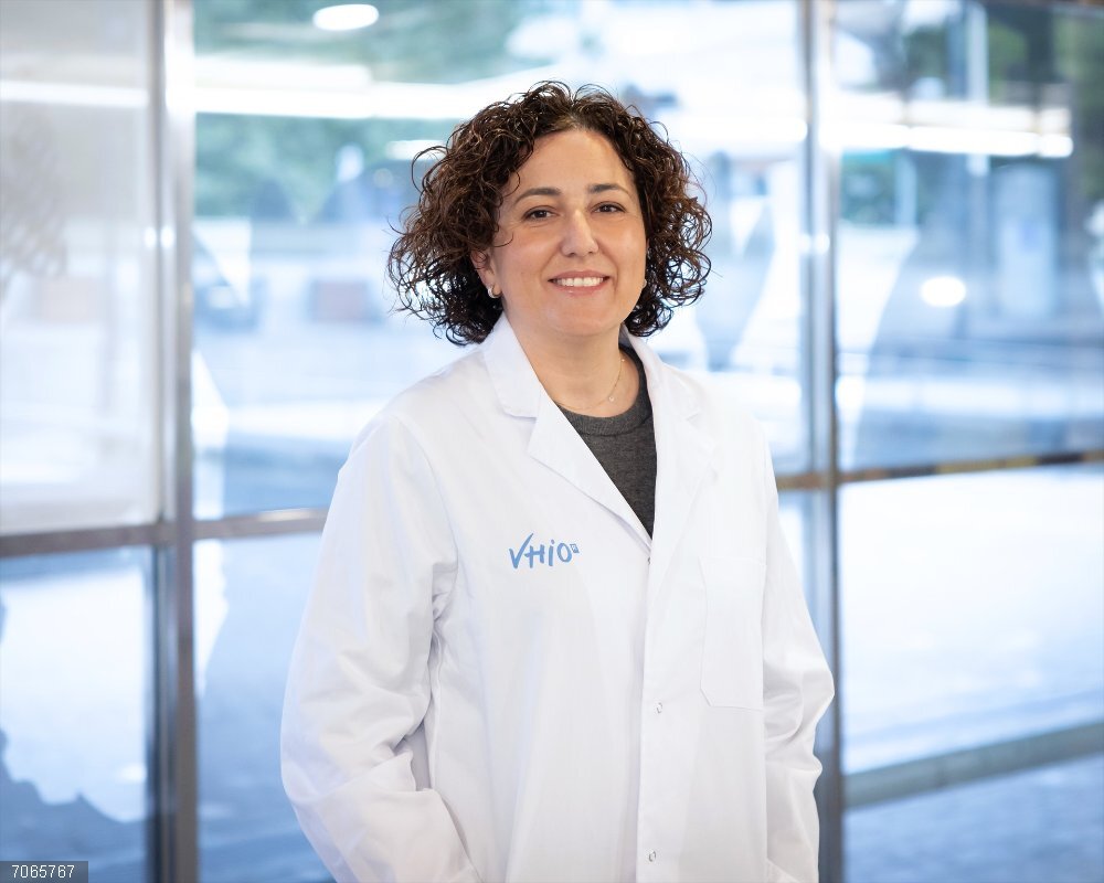 Un estudio halla una terapia con "mayor eficacia" que la estándar en cáncer de mama metastásico La jefa de la Unidad de Cáncer de Mama del Hospital Universitario Vall d’Hebron y del Grupo de Cáncer de Mama del VHIO, miembro del comité directivo del estudio, Cristina Saura.