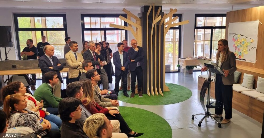 Jaén.- MásJaén.- Centros de Innovación Territorial ponen en común en Beas de Segura sus estrategias de desarrollo rural Encuentro de la ministra Sara Aagesen con jóvenes participantes en el programa Campus Rural