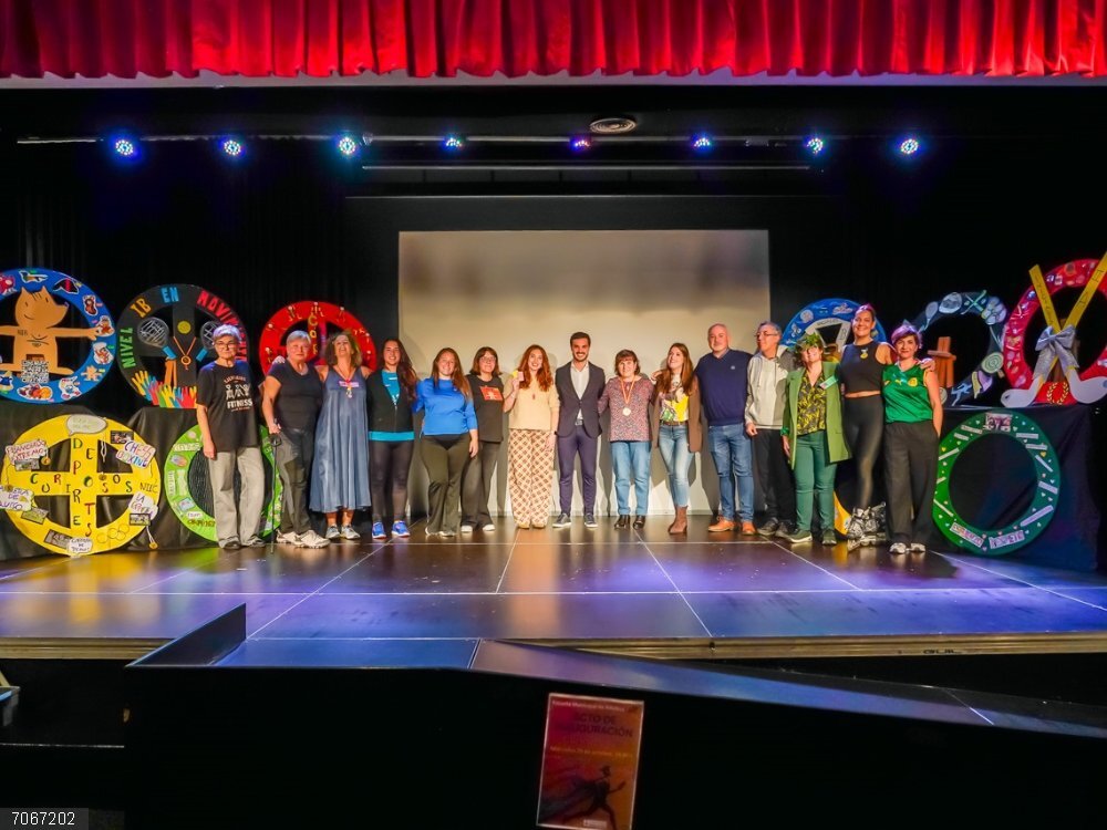 Torrejón.- La Escuela Municipal de Adultos inaugura el nuevo curso con 340 alumnos matriculados La Escuela Municipal de Adultos inaugura el nuevo curso con 340 alumnos matriculados