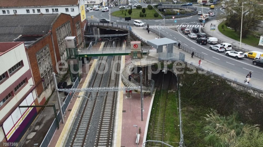Entra en servicio mañana la segunda vía del tramo Muriedas-Santander de la línea a Reinosa Duplicación de la vía Muriedas-Santander dentro de la línea a Reinosa y Palencia
