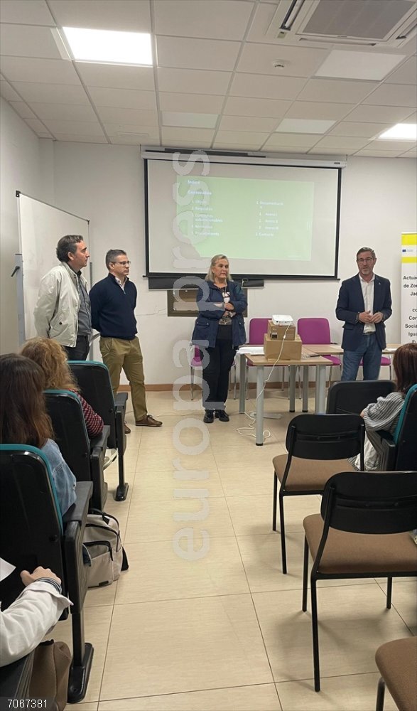 Jaén.- La provincia contará con 1,1 millones en ayudas al alquiler para personas en situación de vulnerabilidad Jornada nformativa sobre ayudas al alquiler para personas en situación de vulnerabilidad