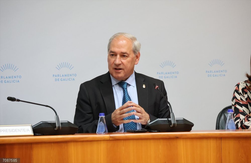 El presidente de la Diputación de Lugo, José Tomé, en el Parlamento El presidente de la Diputación de Lugo, José Tomé, en el Parlamento