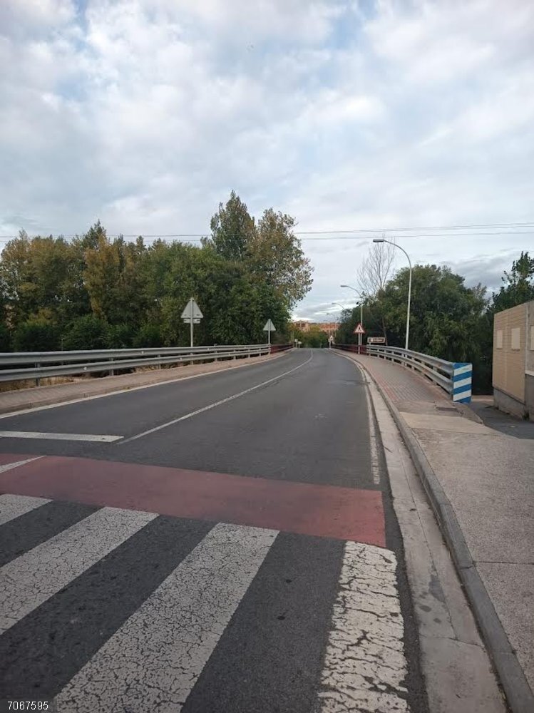 Las afecciones al tráfico en la carretera LR-256 continuarán hasta el 7 de noviembre por obras mejora seguridad vial Las afecciones al tráfico en la carretera LR-256 continuarán hasta el 7 de noviembre por obras mejora seguridad vial