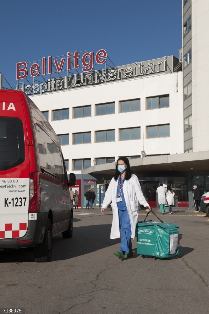 Enfermeras del Hospital de Bellvitge (Barcelona) Enfermeras del Hospital de Bellvitge (Barcelona)