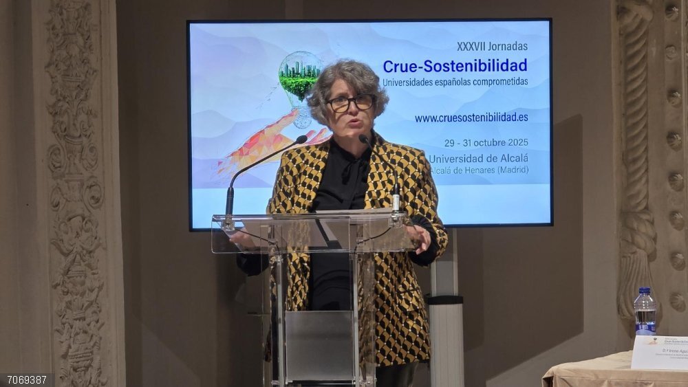 C-LM reitera su apuesta por una "educación pública, accesible y de calidad, comprometida con la sostenibilidad" C-LM reitera su apuesta por una "educación pública, accesible y de calidad, comprometida con la sostenibilidad"