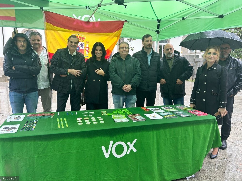 VOX denuncia en Lugo "dejadez institucional" y una situación de "abandono" y culpa de ello al bipartidismo La diputada nacional y vicesecretaria de Organización de VOX, María Ruíz, visitó este viernes Lugo