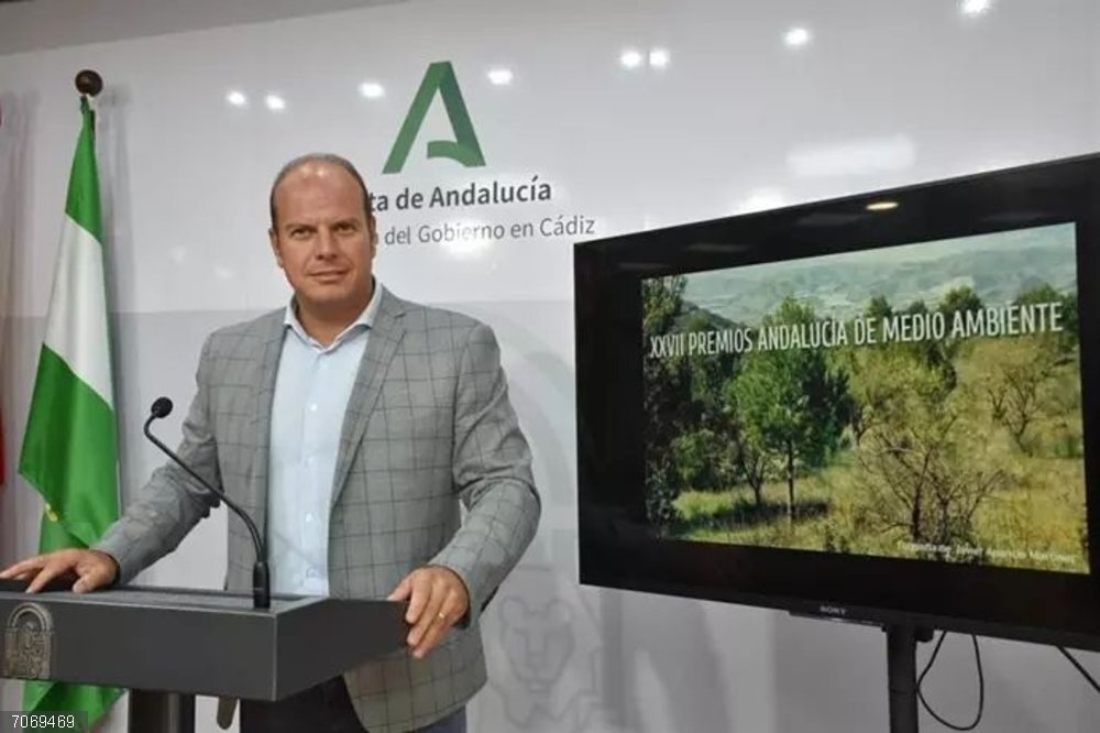 Cádiz.- La Junta culmina el deslinde y la desafectación de una vía pecuaria en San José del Valle El delegado territorial de Sostenibilidad y Medio Ambiente de la Junta de Andalucía en Cádiz, Óscar Curtido.