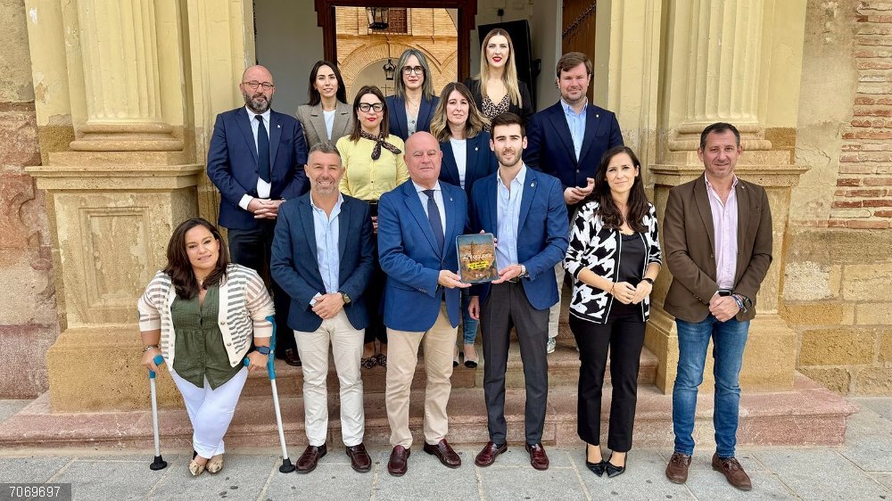 Málaga.- Presupuesto de Antequera de más de 53,6 millones "impulsa la inversión y encamina final de deuda heredada" El alcalde de Antequera, Manuel Barón, presenta los presupuestos del Consistorio para 2026