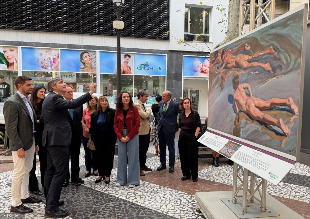 Cultura.- 'El Prado en las calles' llega a Gandia con 50 reproducciones a tamaño real de Velázquez, Rubens o El Bosco Los grandes maestros de la pintura llegan a Gandia (Valencia) gracias a la exposición el 'Prado en las Calles'