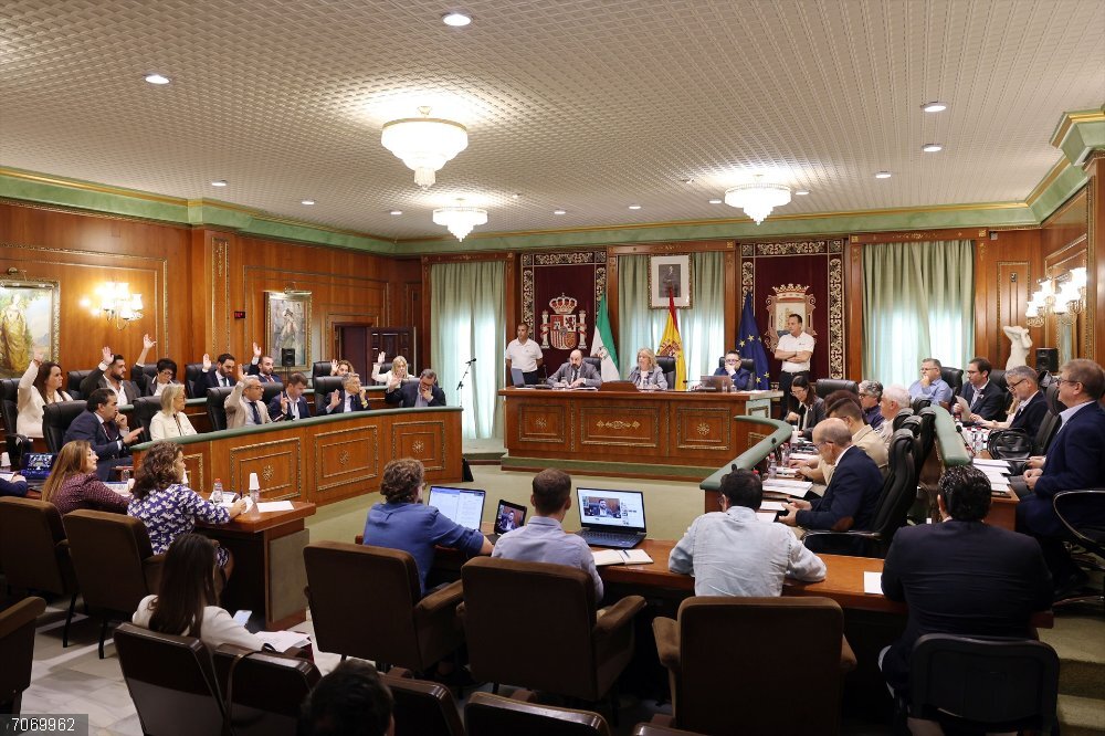 Málaga.- El Pleno de Marbella aprueba la aceptación del legado de 2,5 millones donado por Paolo Ghirelli Pleno del Ayuntamiento de Marbella