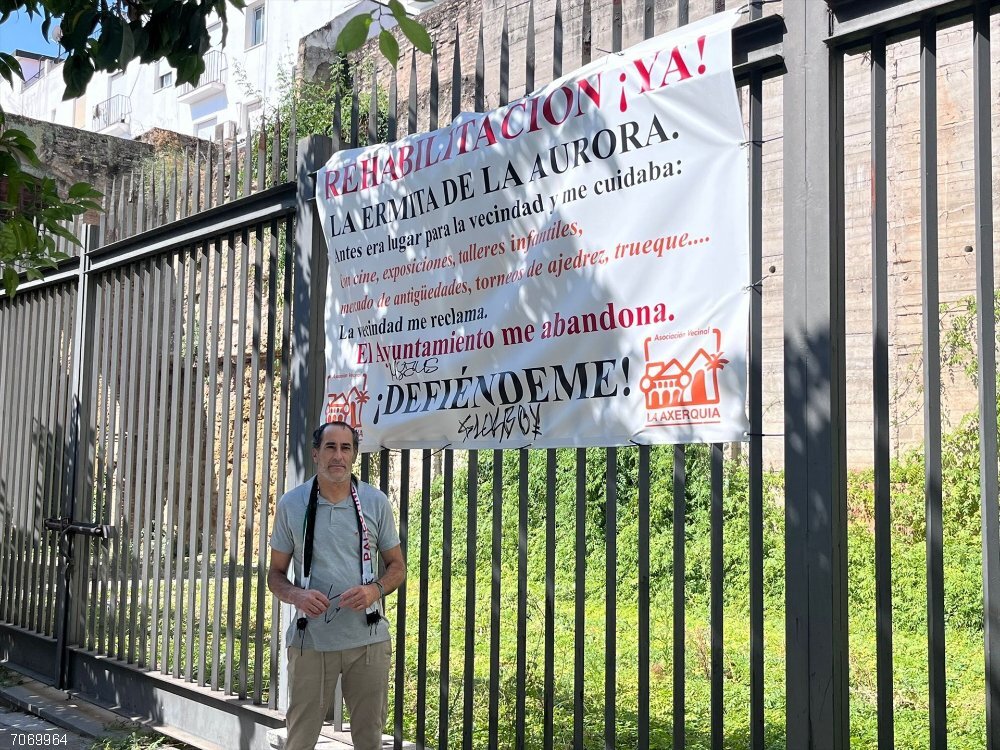 El portavoz de Hacemos Córdoba en el Ayuntamiento de la capital, Juan Hidalgo, ante la Ermita de la Aurora. El portavoz de Hacemos Córdoba en el Ayuntamiento de la capital, Juan Hidalgo, ante la Ermita de la Aurora.