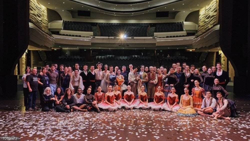 La Compañía Nacional de Danza finaliza su gira por China tras presentar el ballet 'Don Quijote' en varios festivales La Compañía Nacional de Danza estrecha lazos culturales con China con su versión del ballet 'Don Quijote'