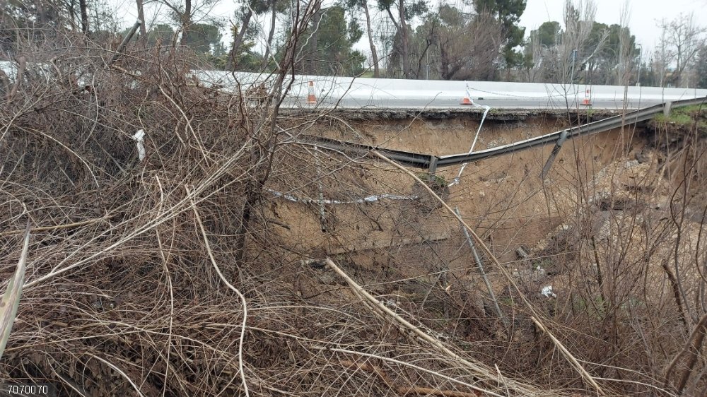 Cauce de un río en San Sebastián de los Reyes Cauce de un río en San Sebastián de los Reyes