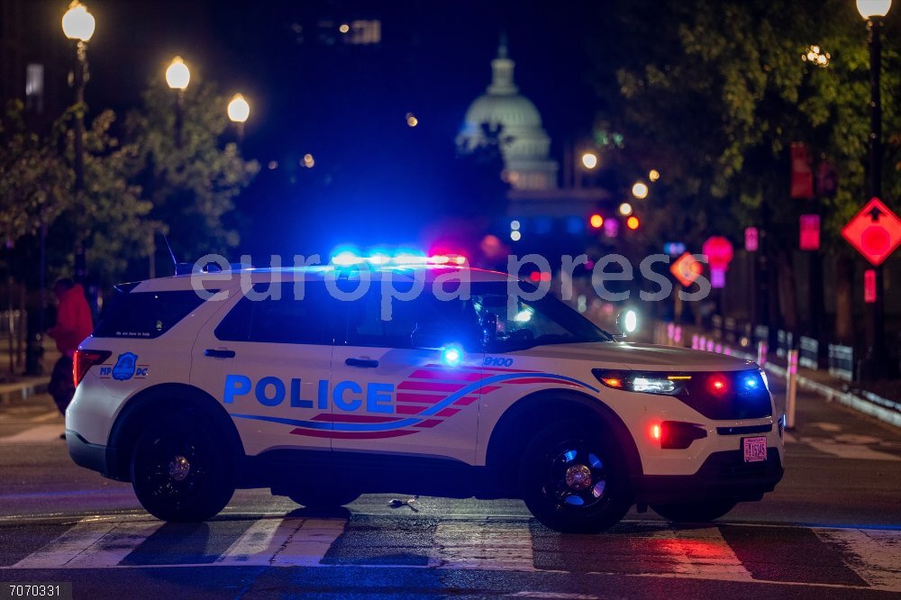 Detenido el líder de la oposición de Guyana tras ser requerido por EEUU por delitos de fraude y lavado de dinero October 31, 2025, Washington, District of Columbia, USA: A large group of juveniles began fighting with one another and the National Guard in the Navy Yard area of Washington, D.C. on October 31, 2025. Metropolitan Police along with other federal law enforcement agencies arrived to disperse the crowds and made several arrests.