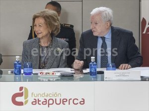 La Reina Sofía preside el Patronato de la Fundación Atapuerca en Burgos