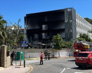 AMP.- Sucesos.- Desalojan un hotel de Peguera (Mallorca) tras declararse un incendio en una sauna