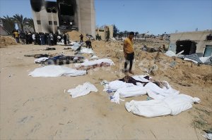 O.Próx.- Ya son 283 los cadáveres hallados en la fosa común del Hospital Nasser de Jan Yunis, según autoridades de Hamás