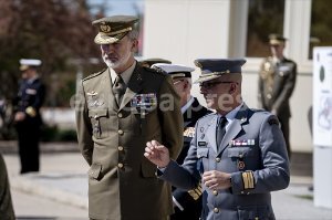 El Rey visita el Centro de Excelencia Contra Artefactos Explosivos Improvisados de la OTAN 