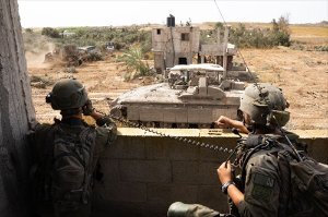 O.Próximo.- Tres militares israelíes muertos en el ataque con cohetes sobre Kerem Shalom