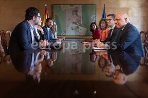 PSOE y Sumar celebran la primera reunión de la comisión de seguimiento del pacto de coalición