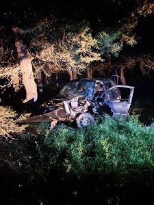 Hallado el cuerpo de un varón desaparecido junto a un vehículo siniestrado con un árbol cerca de Castillejo de Robledo